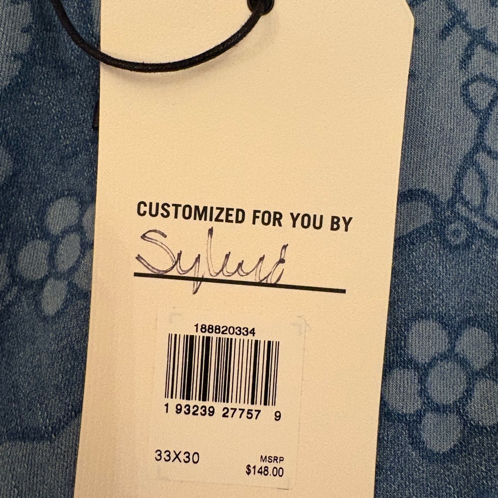 NWT Levi's Custom Hello Kitty Jeans - Picture 4 of 7